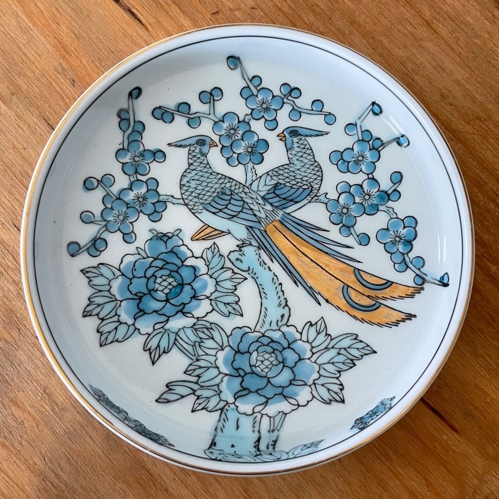 japanese imari hand-painted porcelain peacock bowl
